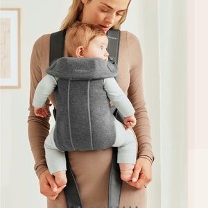 BabyBjörn Mini - Gray